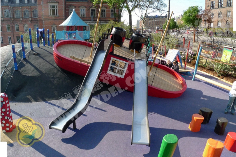 四川戶外兒童非標(biāo)定制游樂(lè)設(shè)備